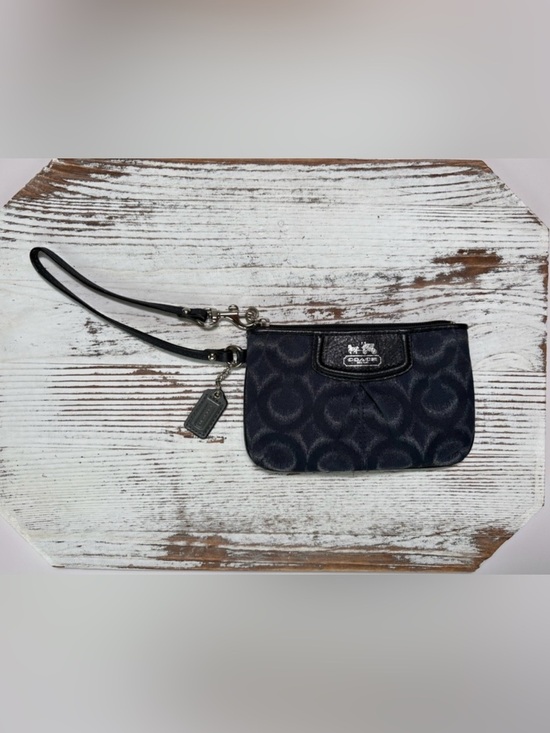 Coach Handbags - COACH Navy/Black/Gray Wristlet-Zippered Closure-Hang Tag-2 Credit Card Slits-EUC